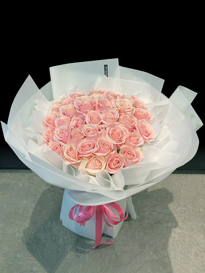 40 Premium Roses Bouquet