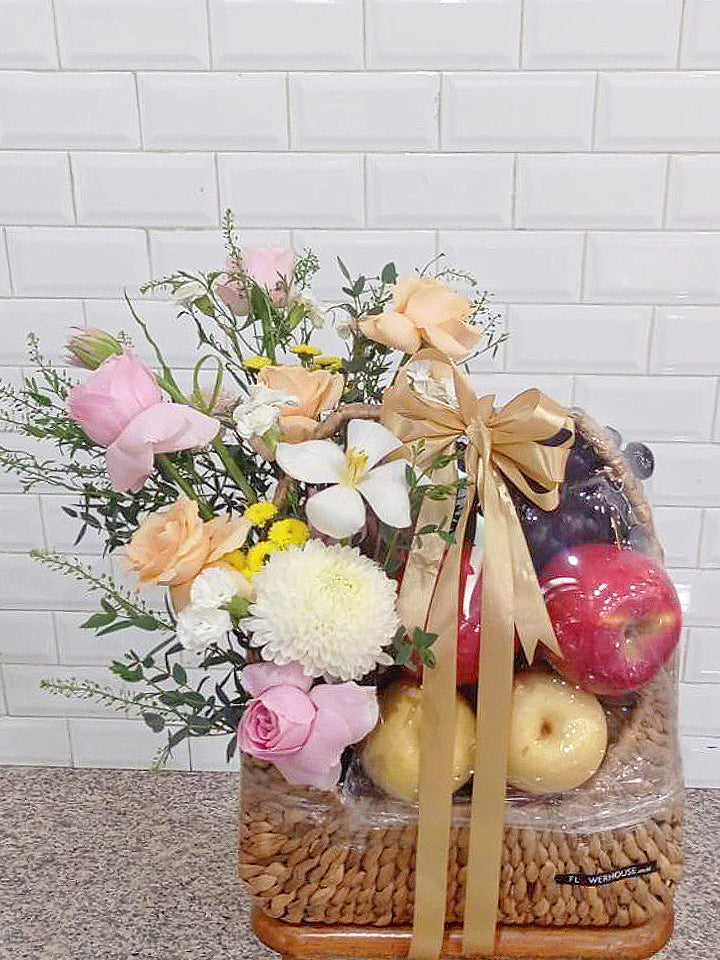 Elona Fruit Basket
