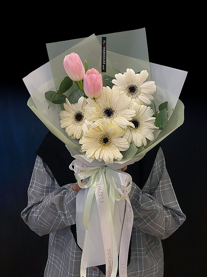 Macy Bouquet