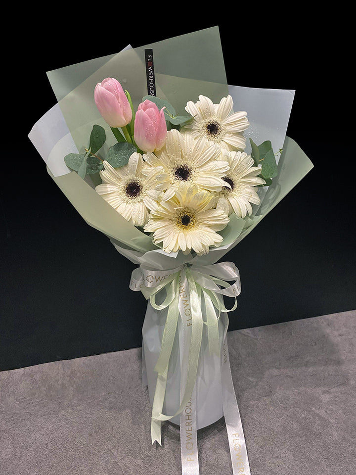 Macy Bouquet