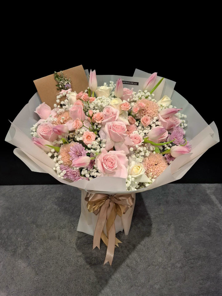Ariana Bouquet