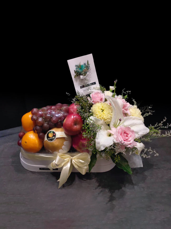 Given Fruit Hampers