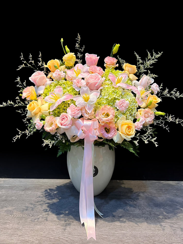 Gwyneth Vase