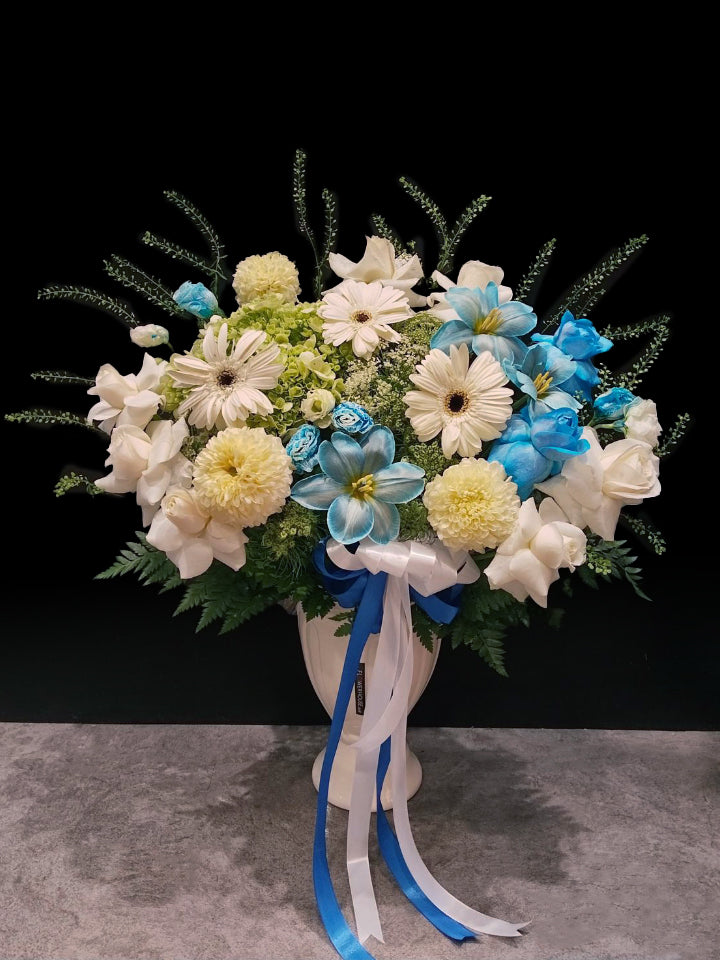 Jaime Vase