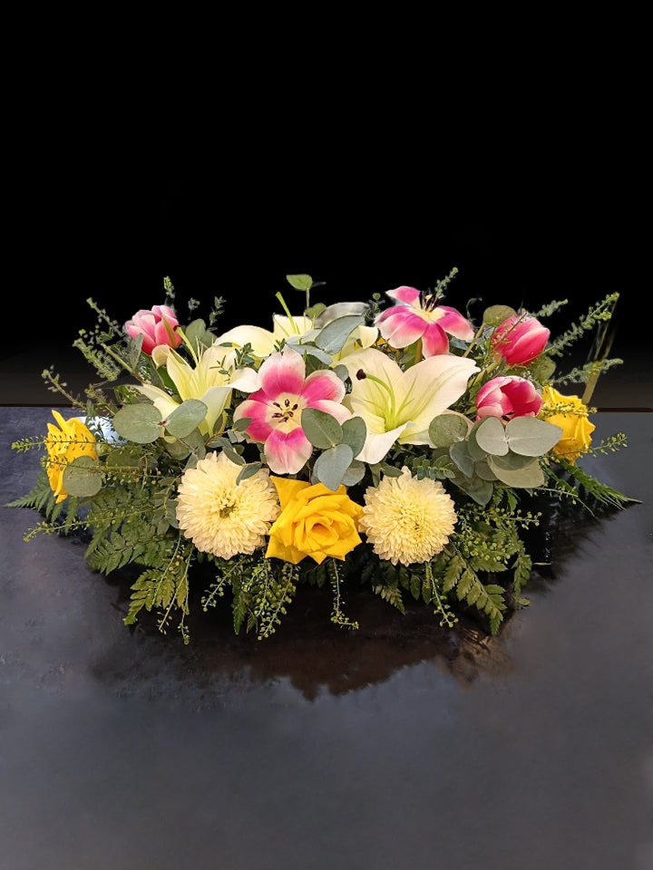 Medium Length Centrepiece