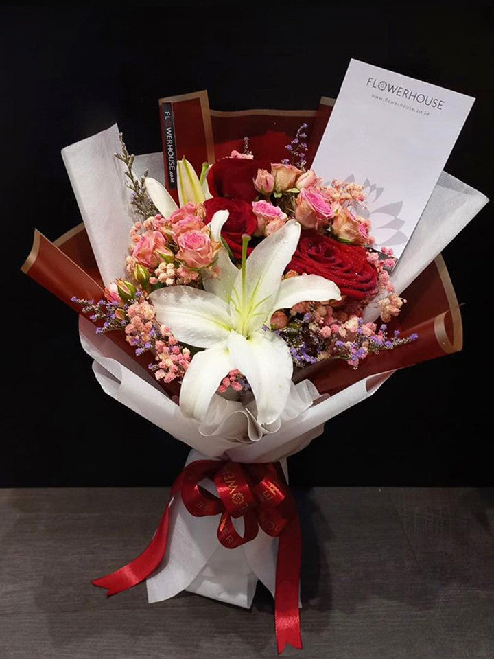 Carmen Bouquet