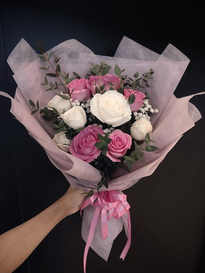 10 Premium Roses Bouquet