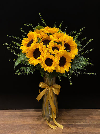 10 Sunflowers Vase