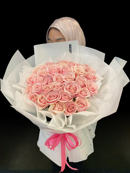 40 Premium Roses Bouquet