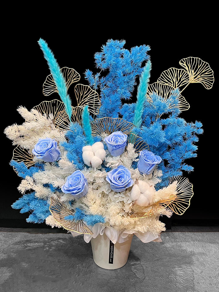 Aquata Preserved Vase