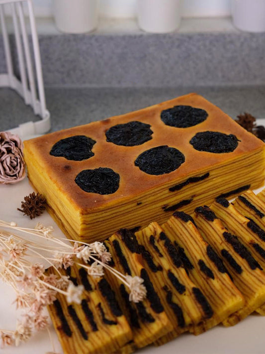 Chalette Cakes | Lapis Legit Prunes