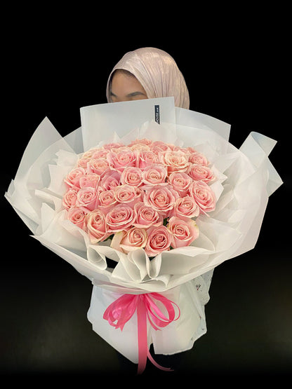 40 Premium Roses Bouquet