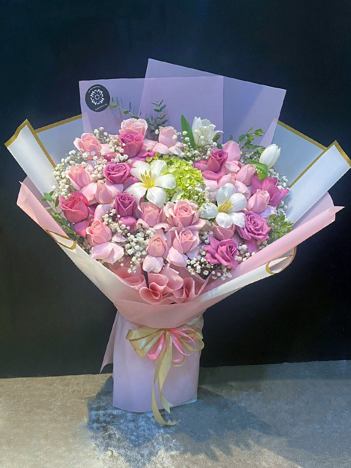 Enola Bouquet