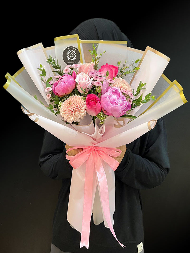 Faelyn Bouquet