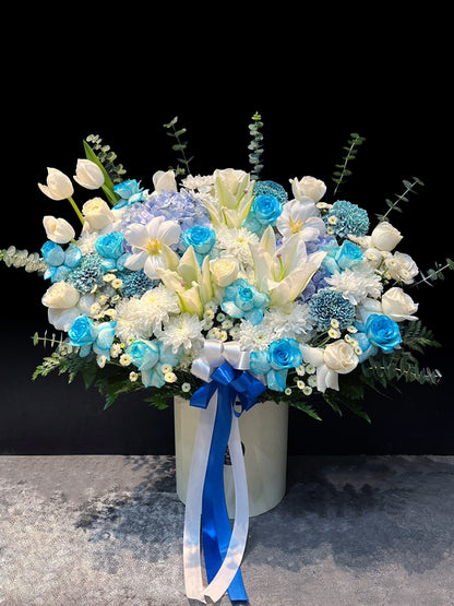 Nolan Posy Box