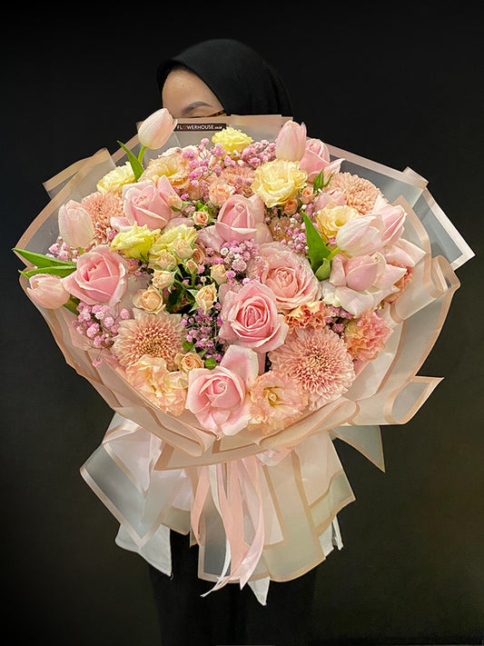 Ariana Bouquet