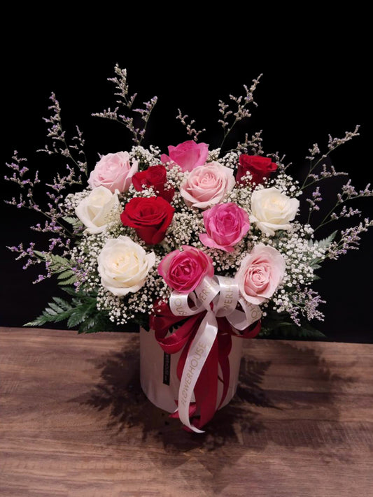 Dozen Roses Posybox