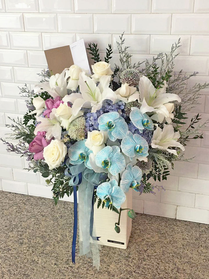 Honor Vase Arrangement