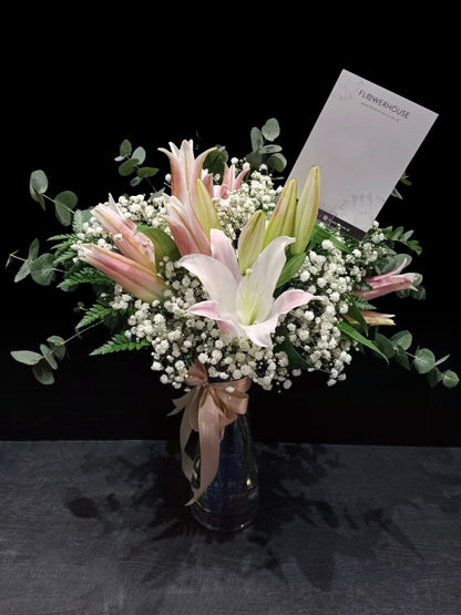 Lilian Vase