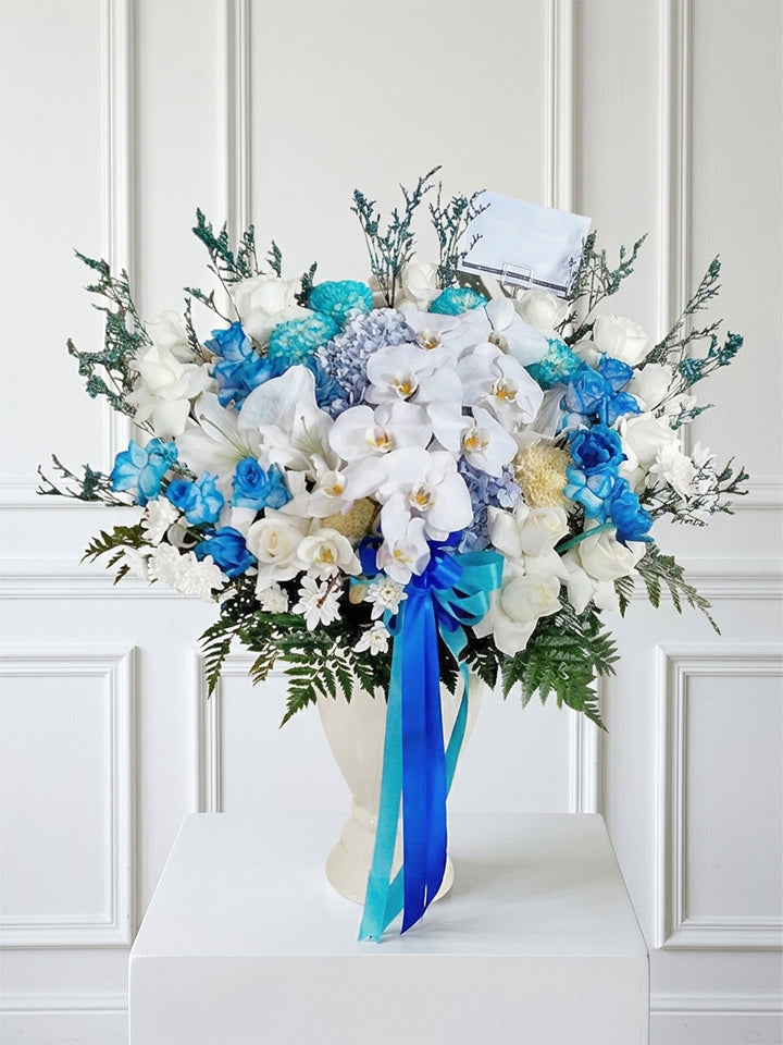 Saxe Blue Vase