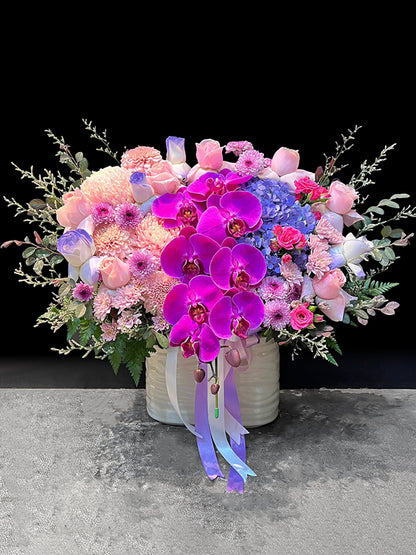 Valerie Vase