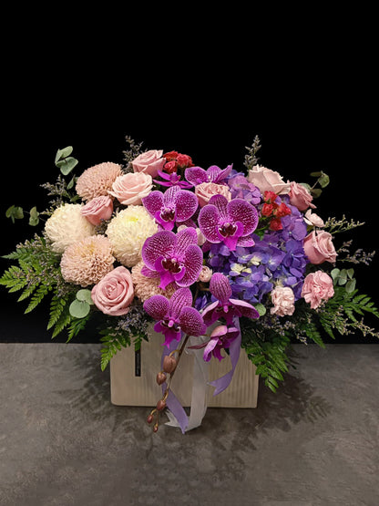 Valerie Vase