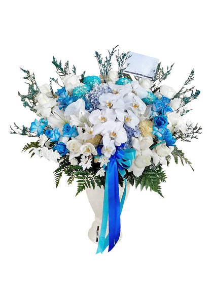 Saxe Blue Vase